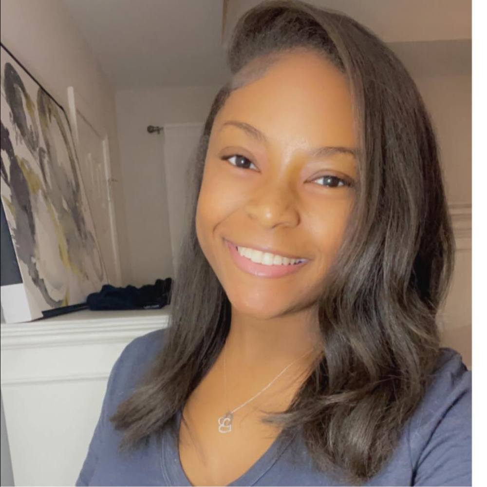 Meet your Posher, Jasmine